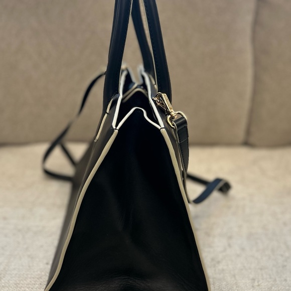 Patrizia Pepe Black Leather  Handbag - Picture 2 of 12